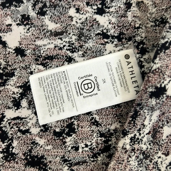 New Athleta Elation Textured 7/8 Tight Legging Size 3X - Picture 8 of 16